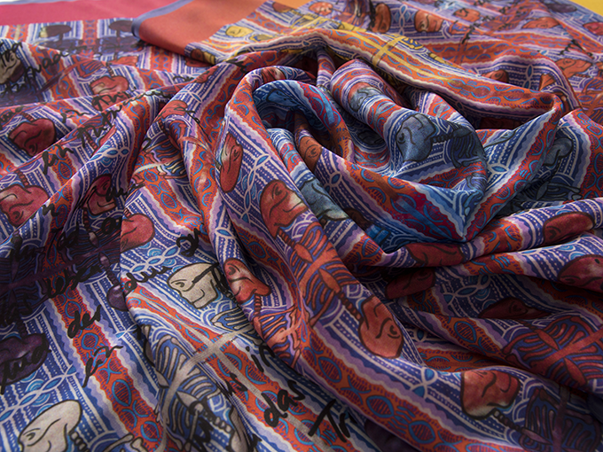 (Aa) Eterna Sonrisa - Carré maxi - Die Kunst des Nachgebens