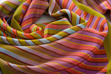 Carré maxi (a)- Merging Stripes Red 130